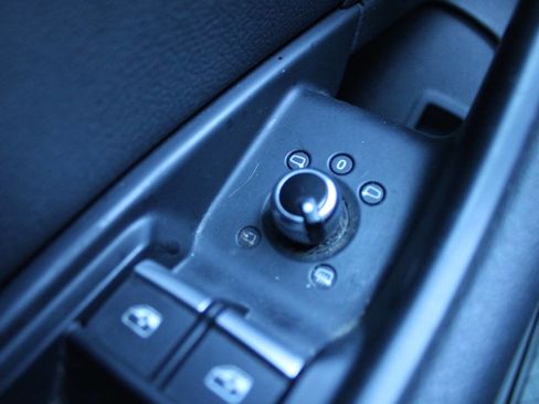 Used 2017 Audi A4 2.0T Premium Plus w/ Premium Plus Package image 36