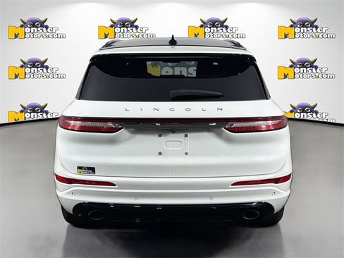 Used 2023 Lincoln Corsair Reserve w/ Equipment Group 201A image 6