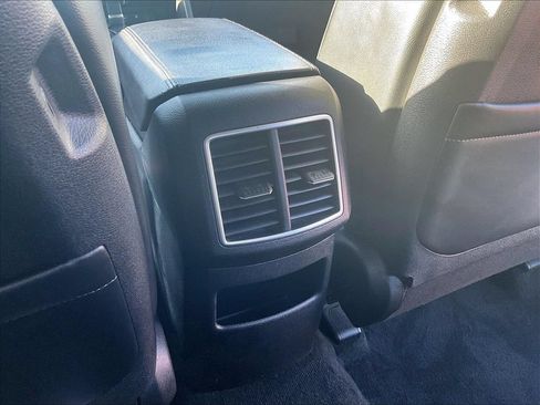Used 2023 Kia Sportage EX AWD/4WD image 31