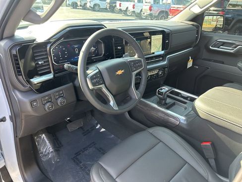 New 2026 Chevrolet Silverado 1500 LTZ w/ LTZ Convenience Package II image 24