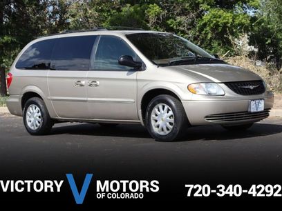 Used 2002 Chrysler Town & Country EX