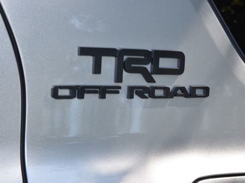 Used 2025 Toyota 4Runner TRD Off-Road Premium w/ Tow Technology Package AWD/4WD image 40