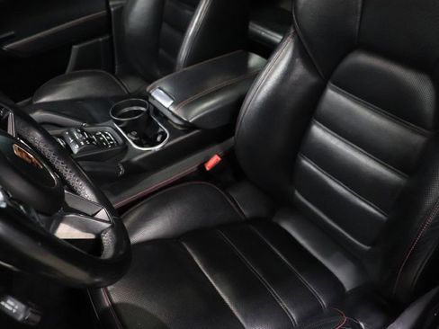 Used 2017 Porsche Cayenne Turbo image 12