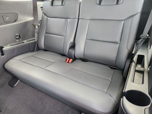 New 2026 Ford Explorer Active RWD image 20