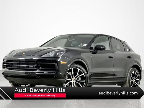 Used 2023 Porsche Cayenne Coupe image 1