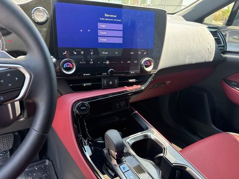 Used 2026 Lexus NX 350h FWD w/ Cold Area Package image 7