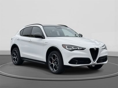 New 2025 Alfa Romeo Stelvio Sprint w/ Veloce Package