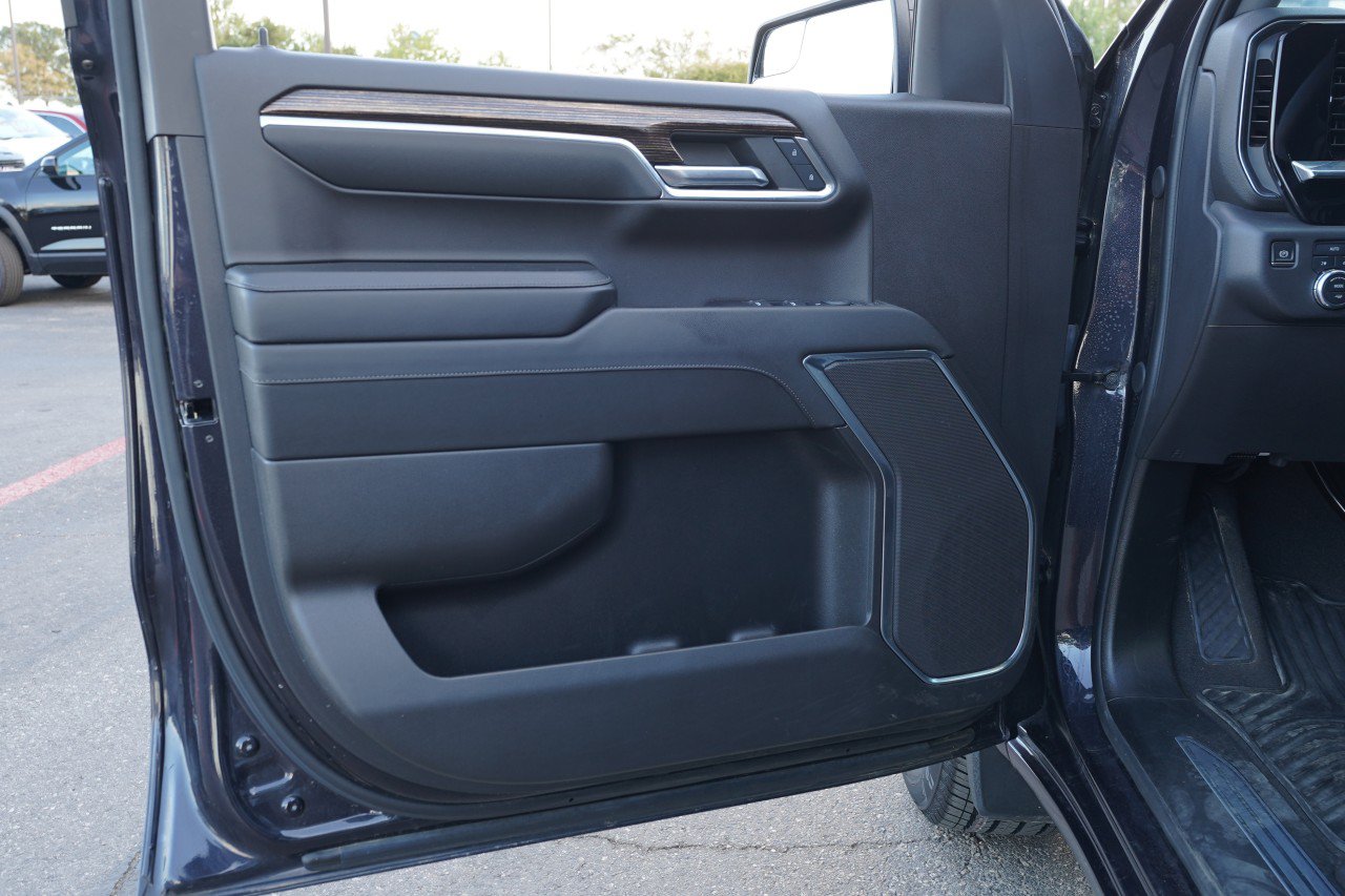 Used 2024 GMC Sierra 1500 Elevation AWD/4WD image 19