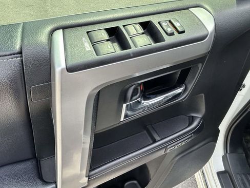 Used 2019 Toyota 4Runner Limited AWD/4WD image 20