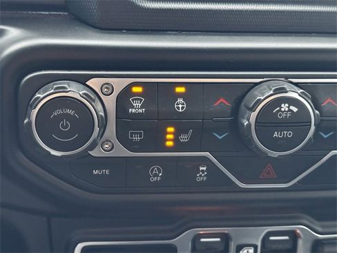 Certified 2021 Jeep Wrangler Unlimited Sport image 35