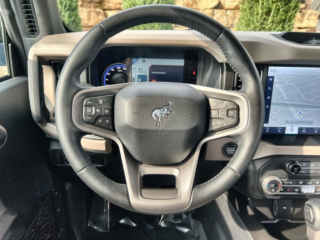 Used 2021 Ford Bronco Wildtrak AWD/4WD image 21