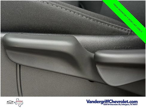 Used 2026 Chevrolet Colorado W/T RWD image 21