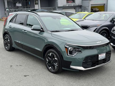 Used 2023 Kia Niro Wind FWD image 3