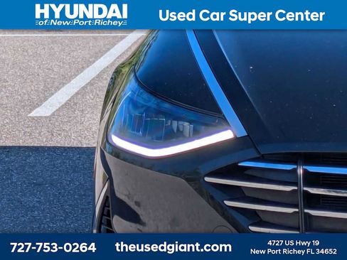 Used 2022 Hyundai Sonata SE w/ Cargo Package image 9