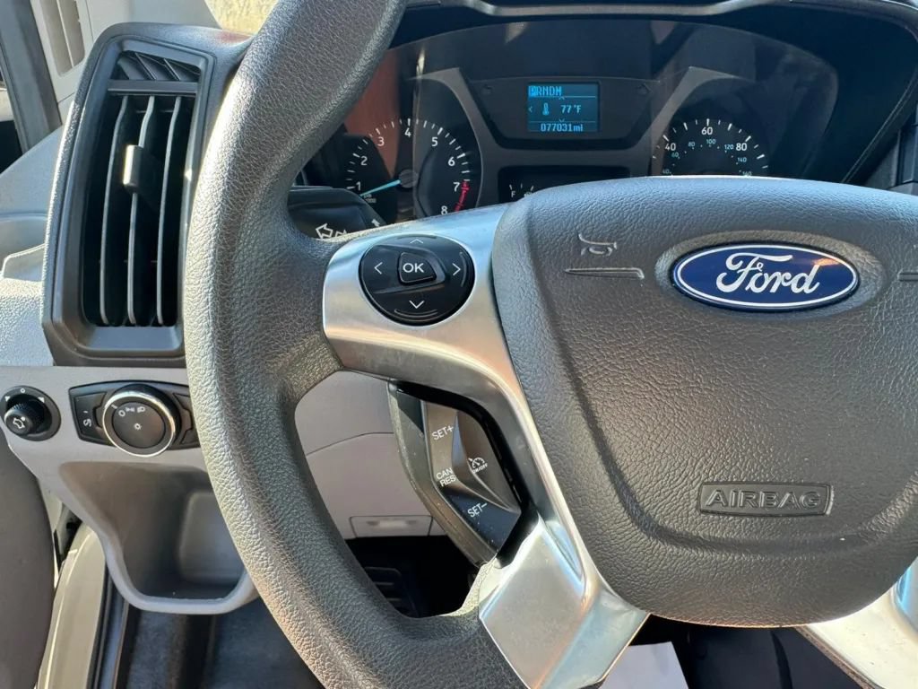Used 2019 Ford Transit 250 148 Medium Roof RWD image 13