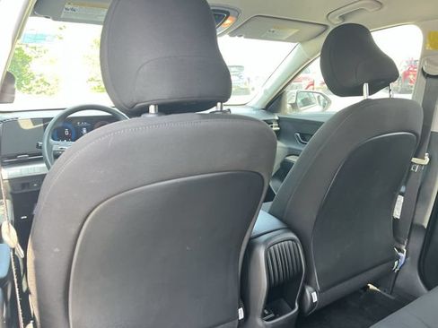 Certified 2026 Hyundai Kona SE AWD/4WD image 39