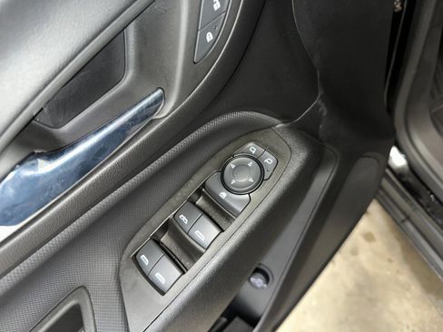 Certified 2023 Chevrolet Equinox RS image 8