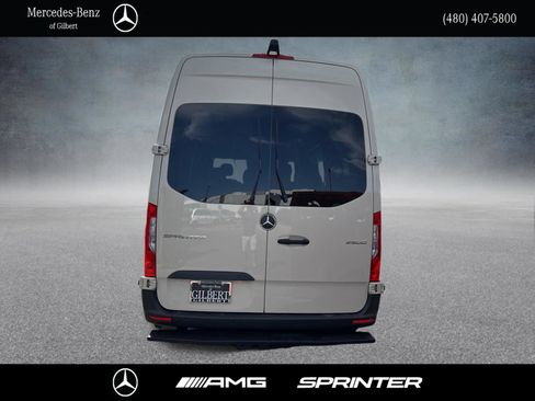Used 2023 Mercedes-Benz Sprinter 2500 image 5