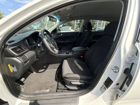 Used 2016 Kia Optima LX FWD image 12
