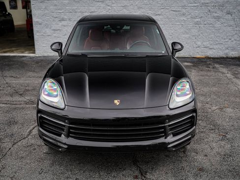 Used 2020 Porsche Cayenne image 5