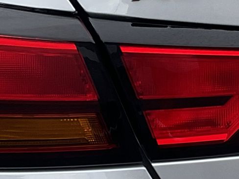 Used 2024 Nissan Altima 2.5 SV image 10