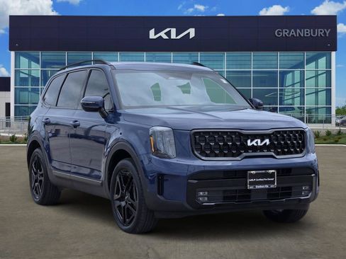 Certified 2024 Kia Telluride SX Prestige X-Line image 3
