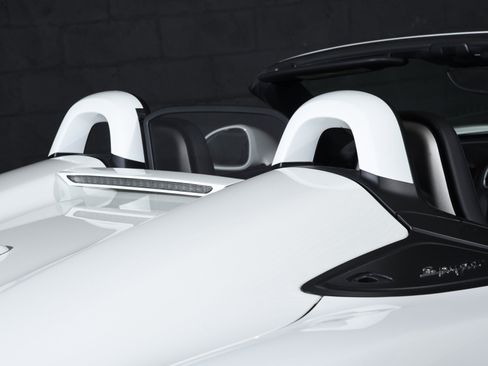 Used 2016 Porsche Boxster Spyder RWD image 10