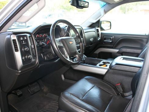 Used 2017 Chevrolet Silverado 1500 LTZ Z71 w/ Redline Edition AWD/4WD image 13