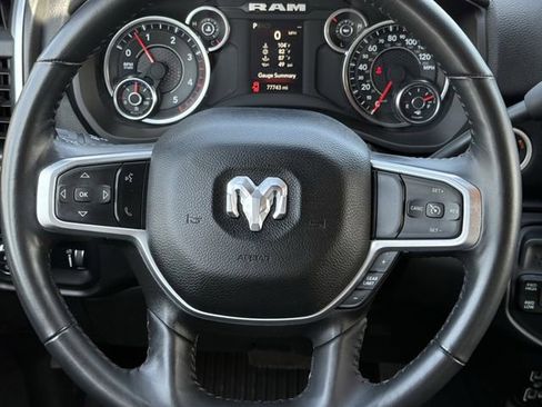 Used 2024 RAM 3500 Big Horn w/ Sport Appearance Package image 10