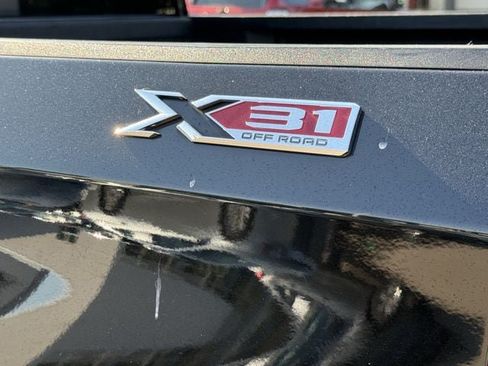 Used 2020 GMC Sierra 1500 SLT AWD/4WD image 10