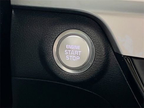 Used 2023 Kia Telluride S image 16