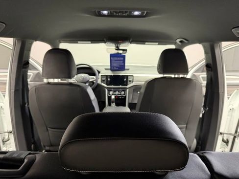 Used 2022 Volkswagen Atlas Cross Sport SE image 27