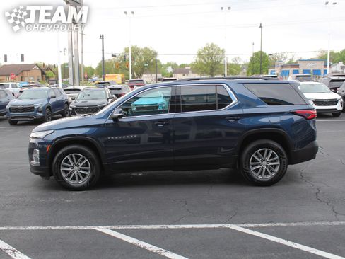 Used 2023 Chevrolet Traverse LT AWD/4WD image 7