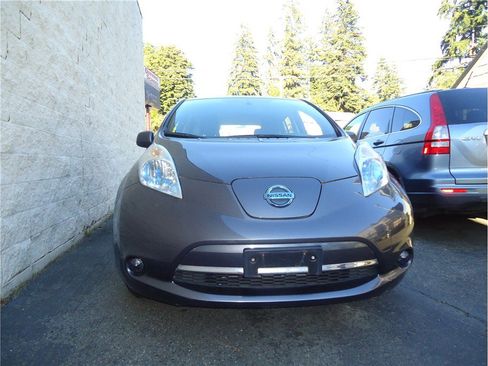 Used 2013 Nissan Leaf S w/ Charger Pkg FWD image 3