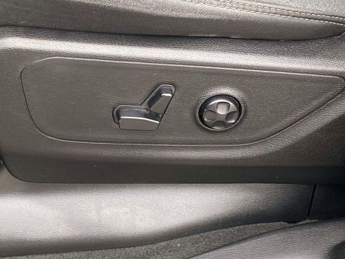 Used 2020 RAM 1500 Big Horn image 16