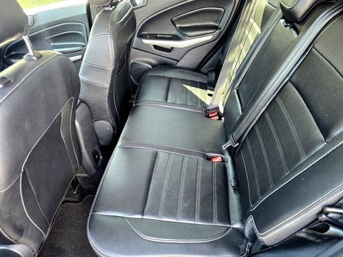 Used 2020 Ford EcoSport Titanium image 10