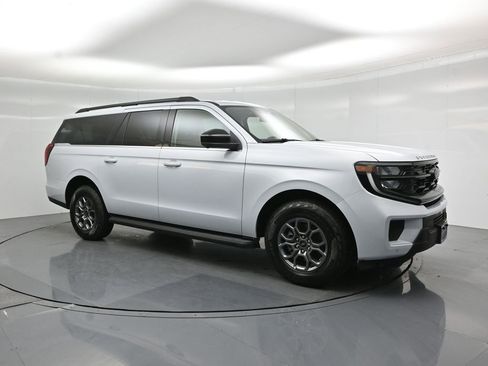 Used 2025 Ford Expedition Max Active RWD image 21