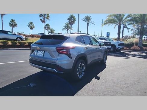 New 2026 Chevrolet Trax LT w/ Driver Confidence Package image 27