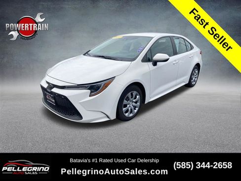 Used 2022 Toyota Corolla LE image 1