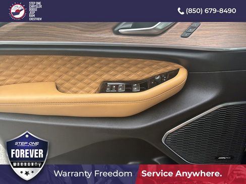 Used 2024 Jeep Grand Cherokee L Summit w/ Rear Seat Video Group I AWD/4WD image 24