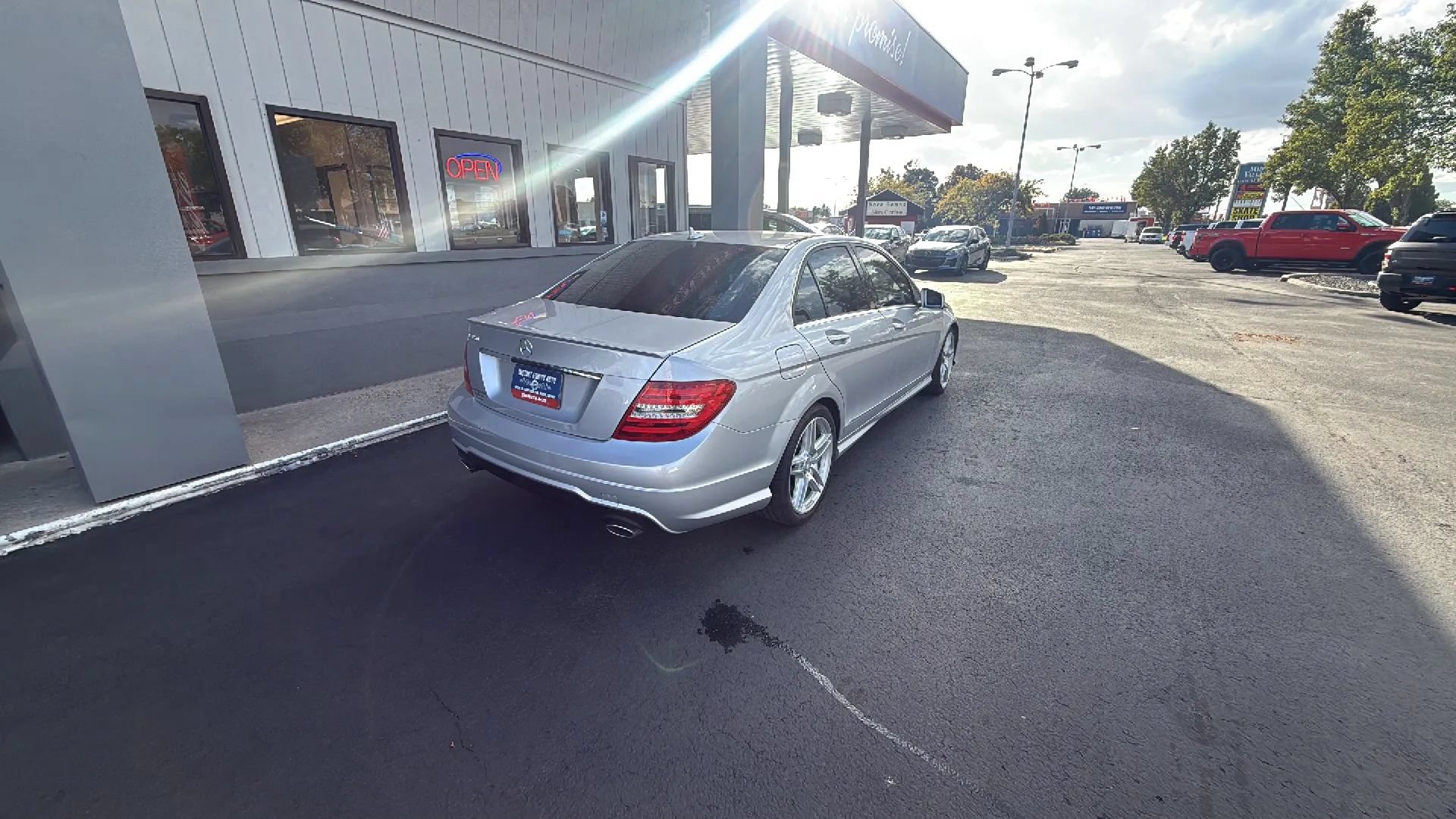 Used 2013 Mercedes-Benz C 350 Sport image 6