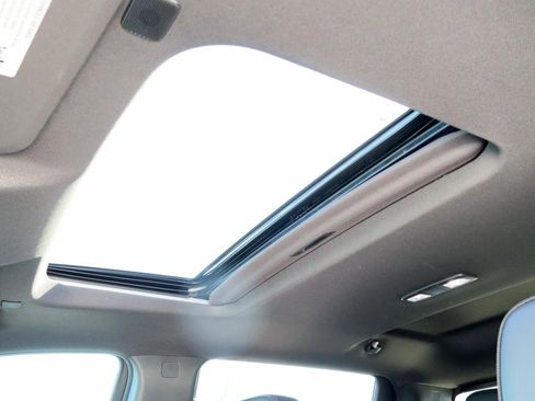 Used 2024 Chevrolet Silverado 2500 High Country w/ High Country Premium Package image 22