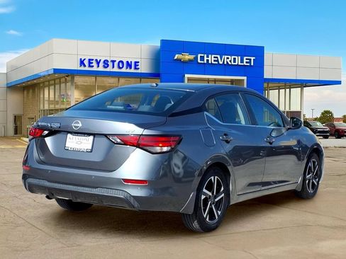 Used 2024 Nissan Sentra SV FWD image 7