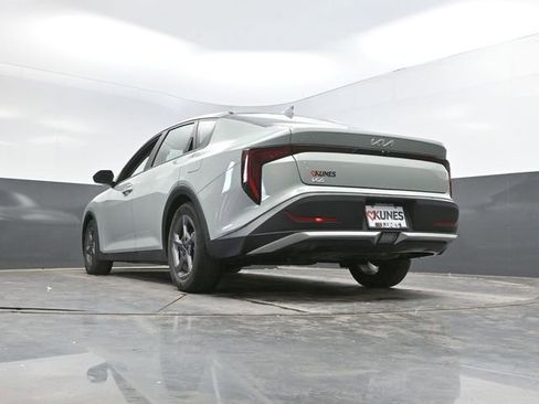 Used 2025 Kia K4 FWD image 52