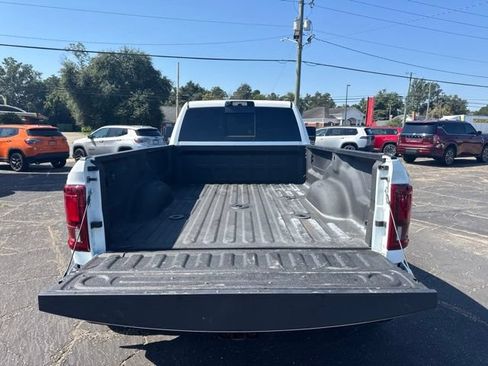 Used 2025 RAM 3500 Laramie AWD/4WD image 5