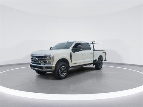 Used 2024 Ford F250 Lariat w/ Lariat Ultimate Package image 4