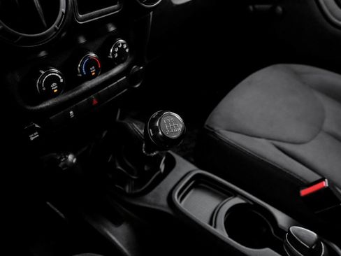 Used 2014 Jeep Wrangler Sport AWD/4WD image 25