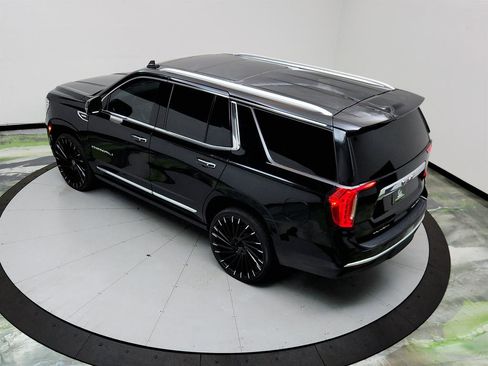 Used 2022 GMC Yukon Denali w/ Denali Premium Package image 35