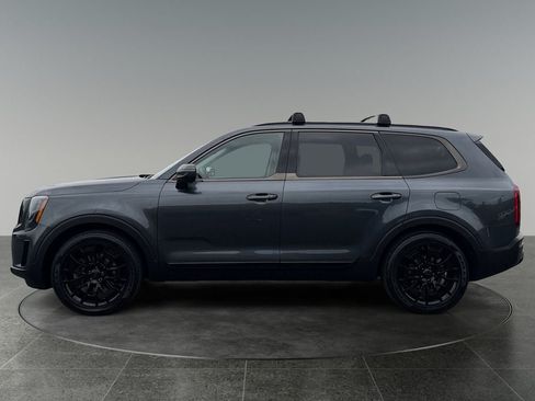 Used 2021 Kia Telluride EX w/ EX Premium Package AWD/4WD image 5