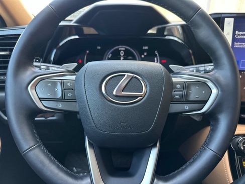 Used 2025 Lexus NX 350h AWD w/ Accessory Package (P5) image 27